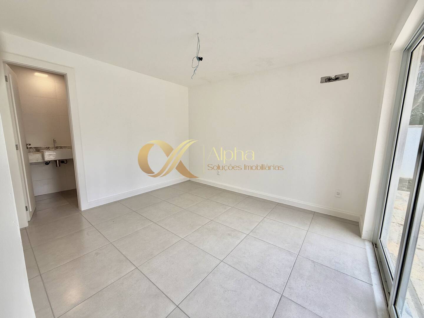 Casa à venda com 4 quartos, 270m² - Foto 23