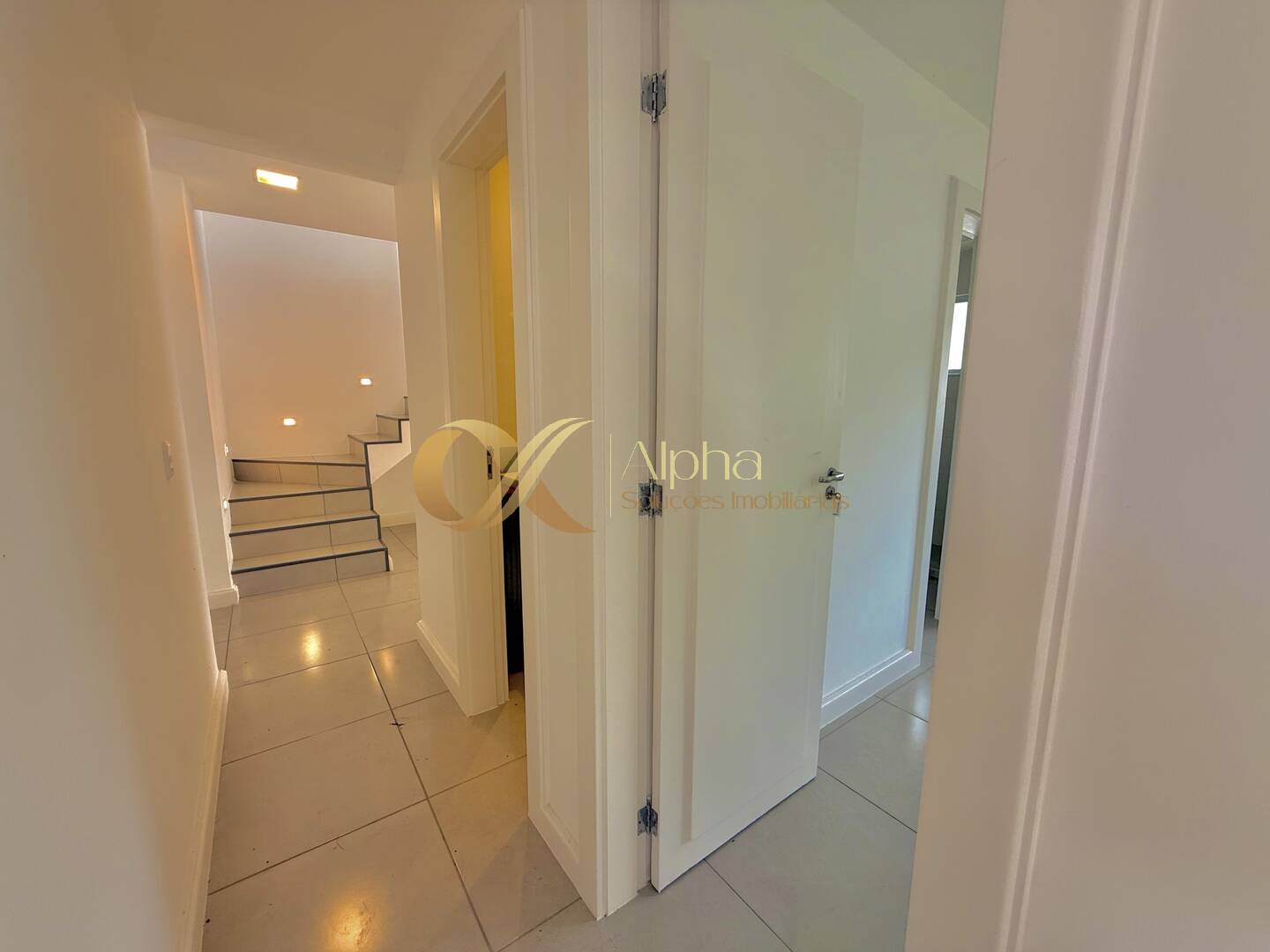 Casa à venda com 4 quartos, 270m² - Foto 29