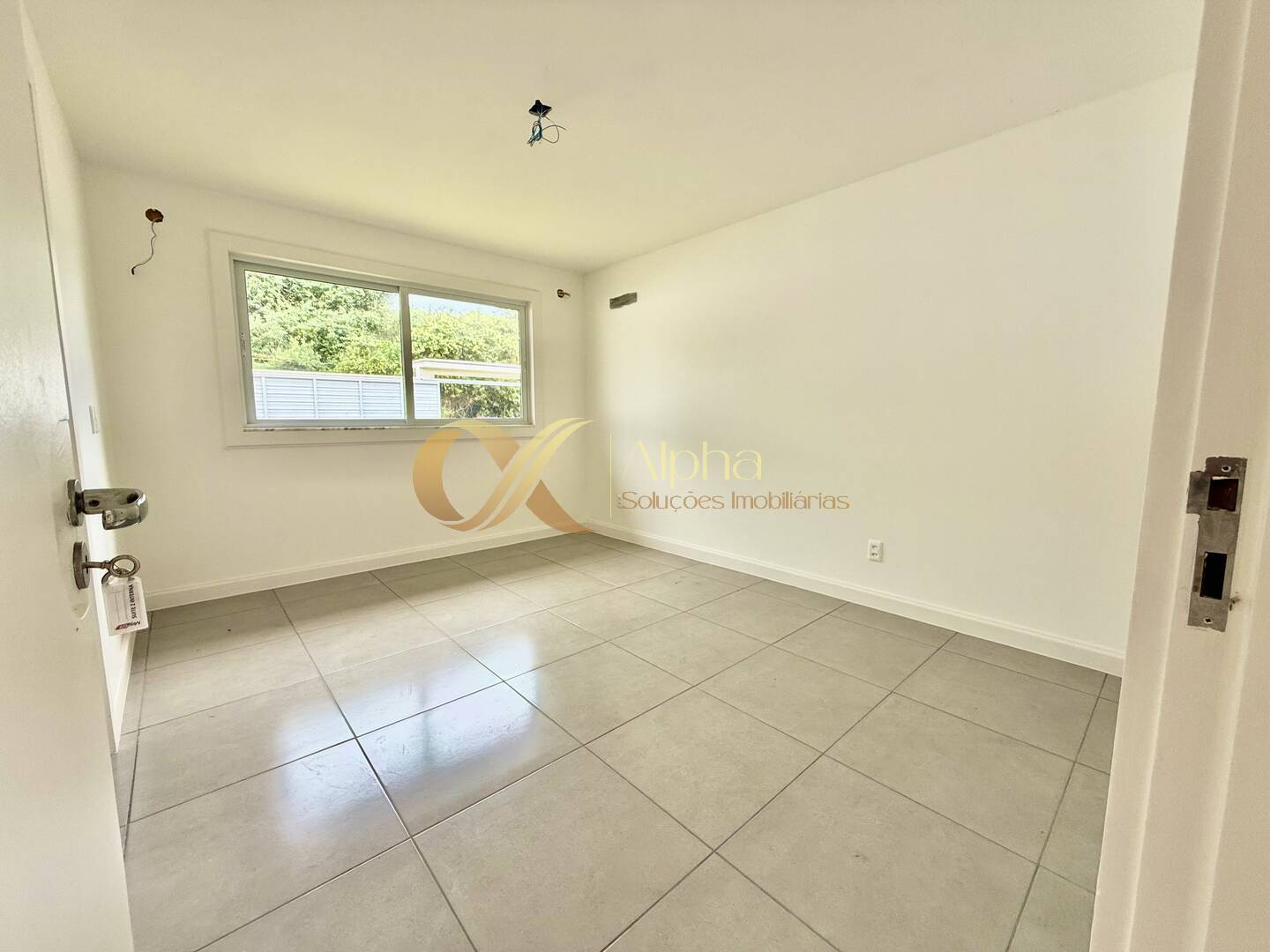 Casa à venda com 4 quartos, 270m² - Foto 30