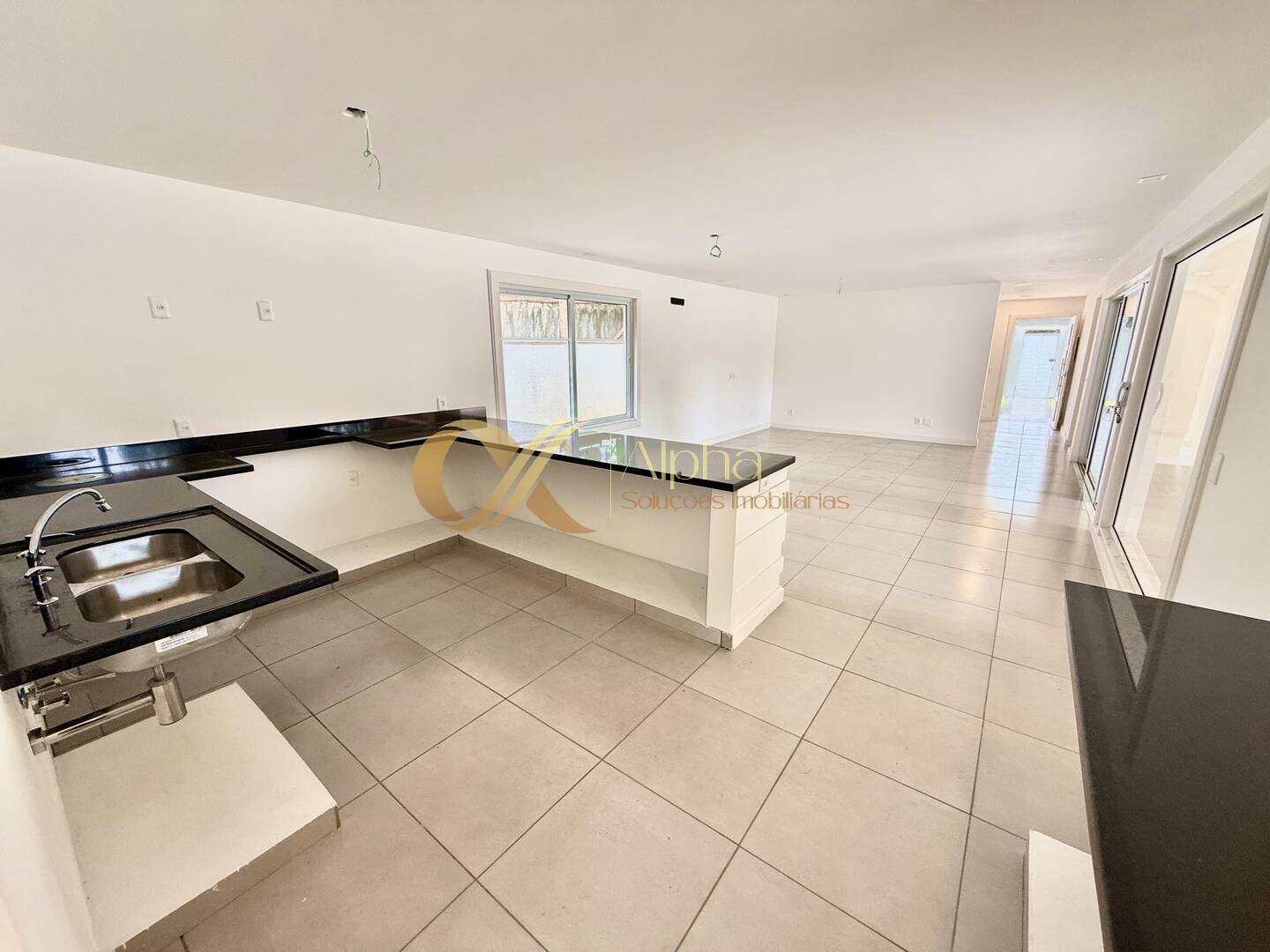 Casa à venda com 4 quartos, 270m² - Foto 45