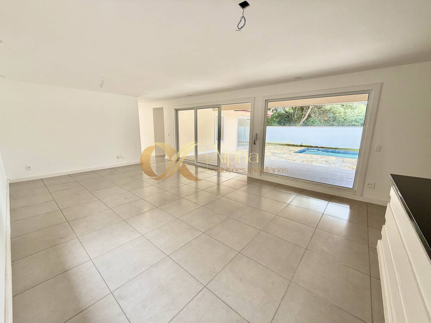 Casa à venda com 4 quartos, 270m² - Foto 46