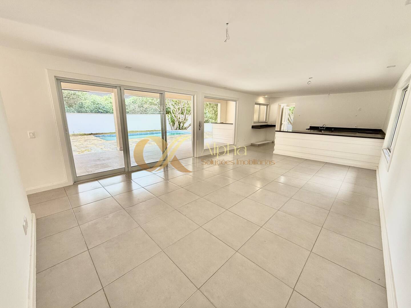 Casa à venda com 4 quartos, 270m² - Foto 47