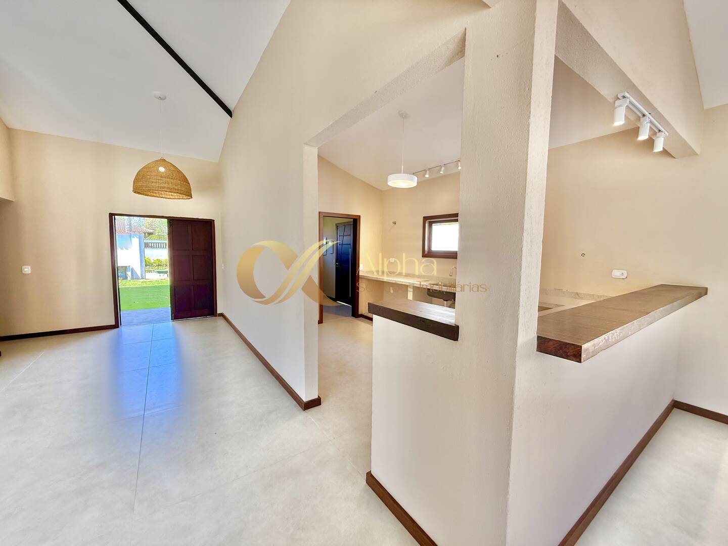 Casa à venda com 4 quartos, 242m² - Foto 15