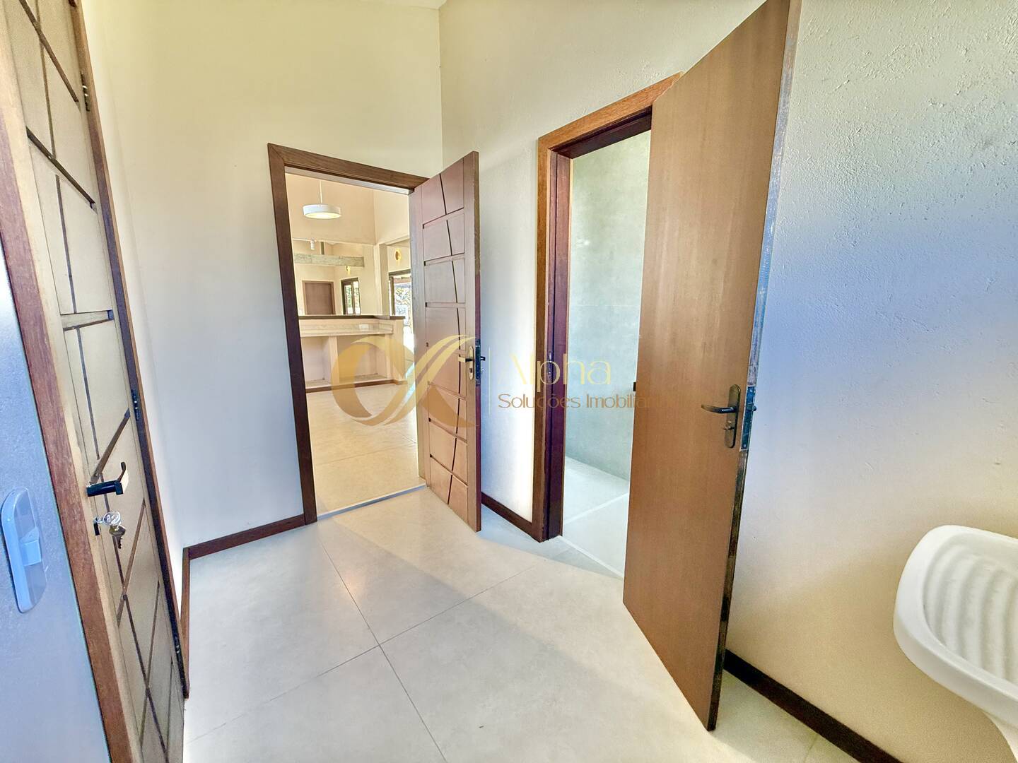 Casa à venda com 4 quartos, 242m² - Foto 32