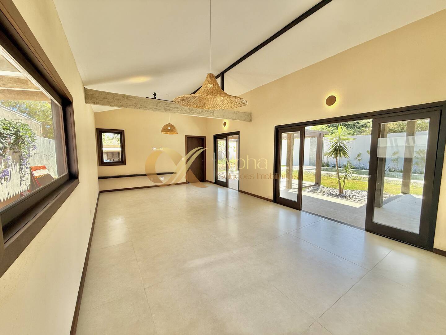 Casa à venda com 4 quartos, 242m² - Foto 5