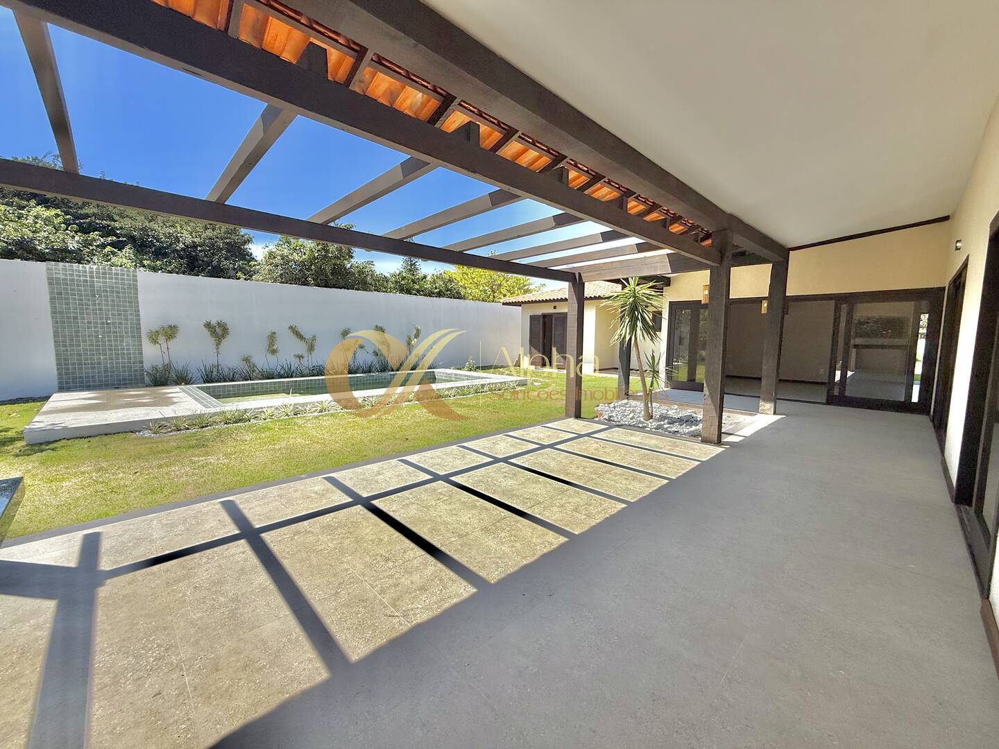 Casa à venda com 4 quartos, 242m² - Foto 36