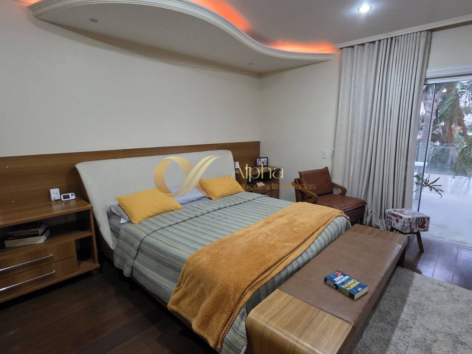 Casa, 4 quartos, 360 m² - Foto 14