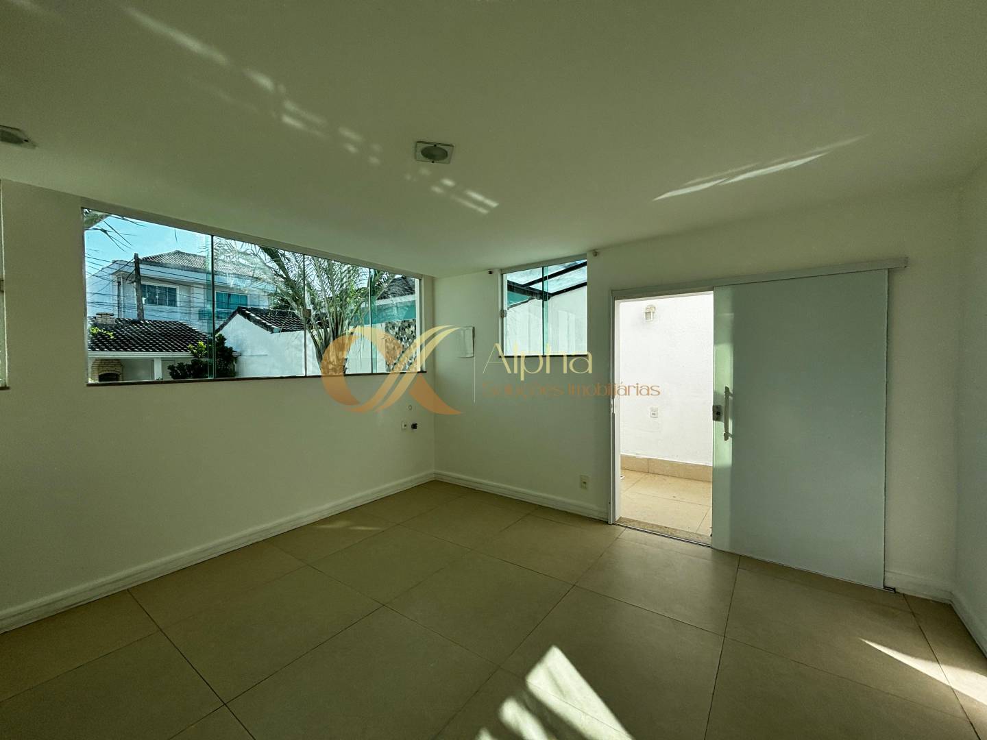 Casa, 3 quartos, 300 m² - Foto 4