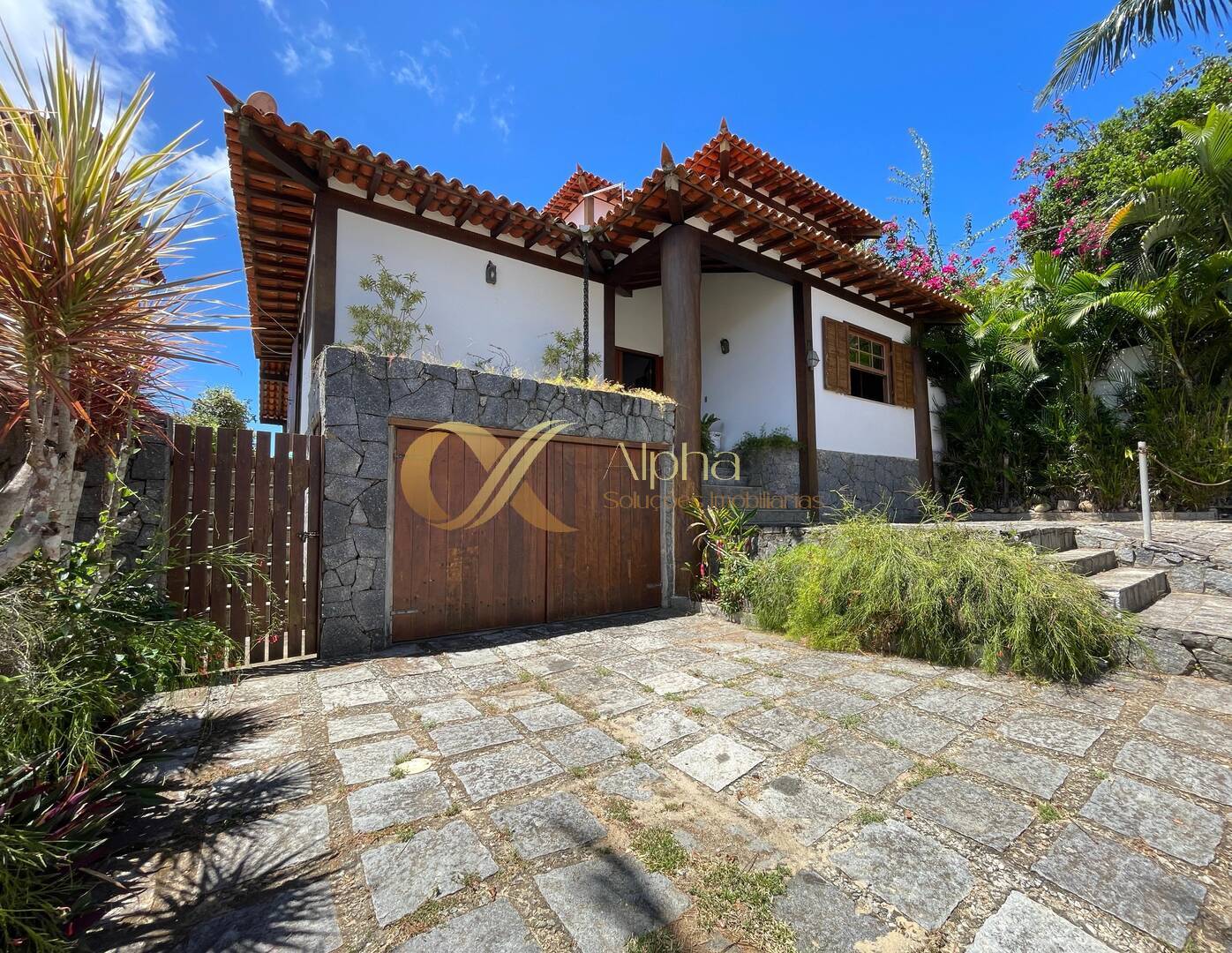 Casa, 4 quartos, 349 m² - Foto 2