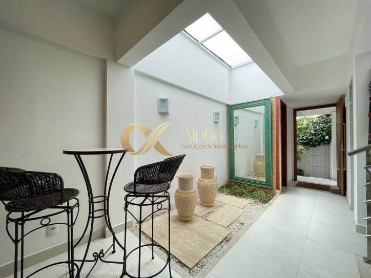 Casa, 8 quartos, 270 m² - Foto 32